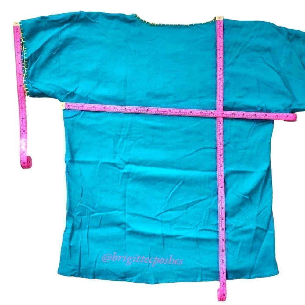 HANDMADE Traditional Embroidered Mexican Blouse - Picture 12 of 12